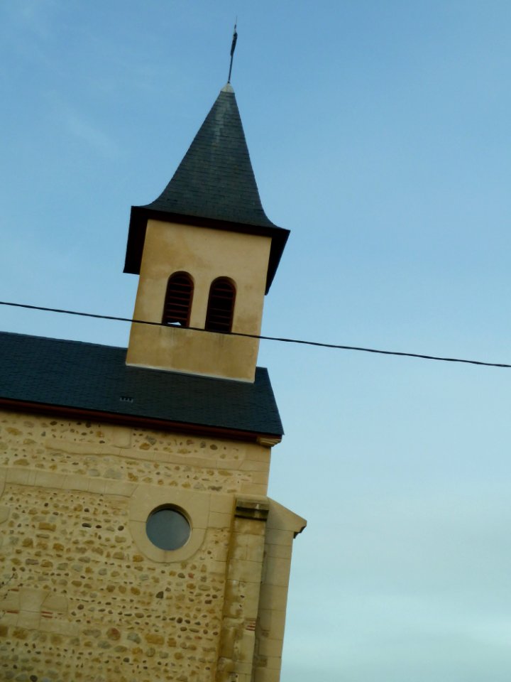 Clocher de l'église de Lonçon