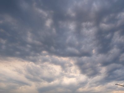 Clouds near thunderstorm from Wasserstadtbrücke 2019-06-03 11