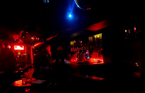 Club cumming bar