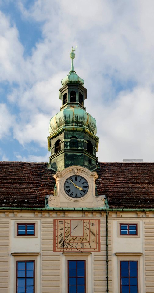 Clocher Amalienburg Hofburg Vienne