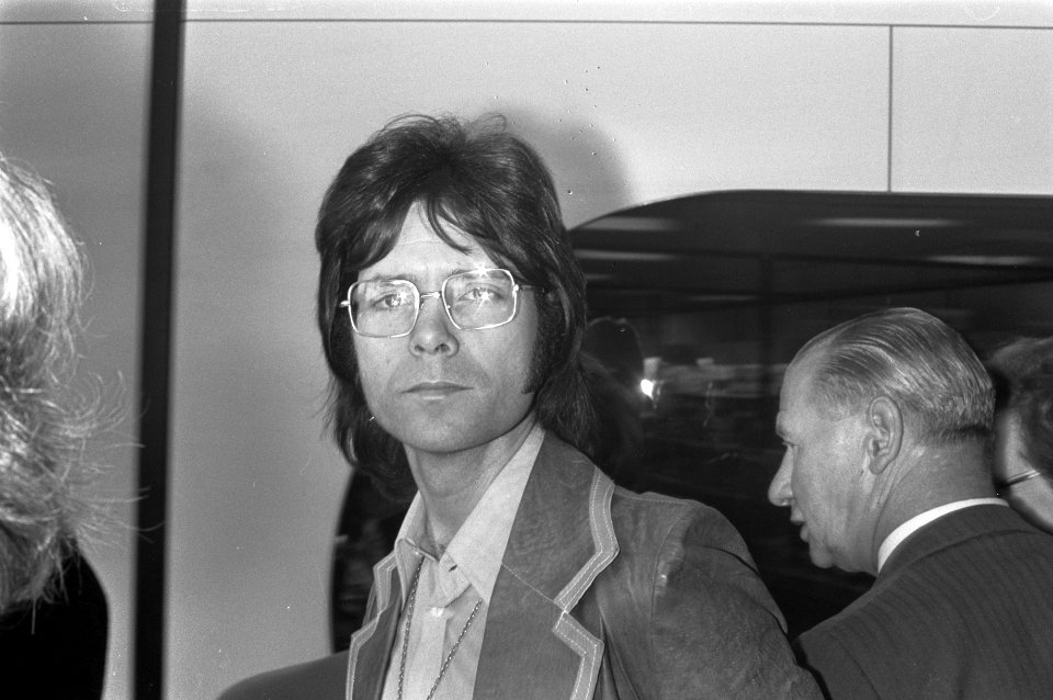 Cliff Richard op Schiphol, Bestanddeelnr 926-3097