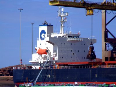Clipper Suffolk - IMO 9331397 - Callsign 3FCY9 p3 at Port of Amsterdam, Holland 18-Apr-2007