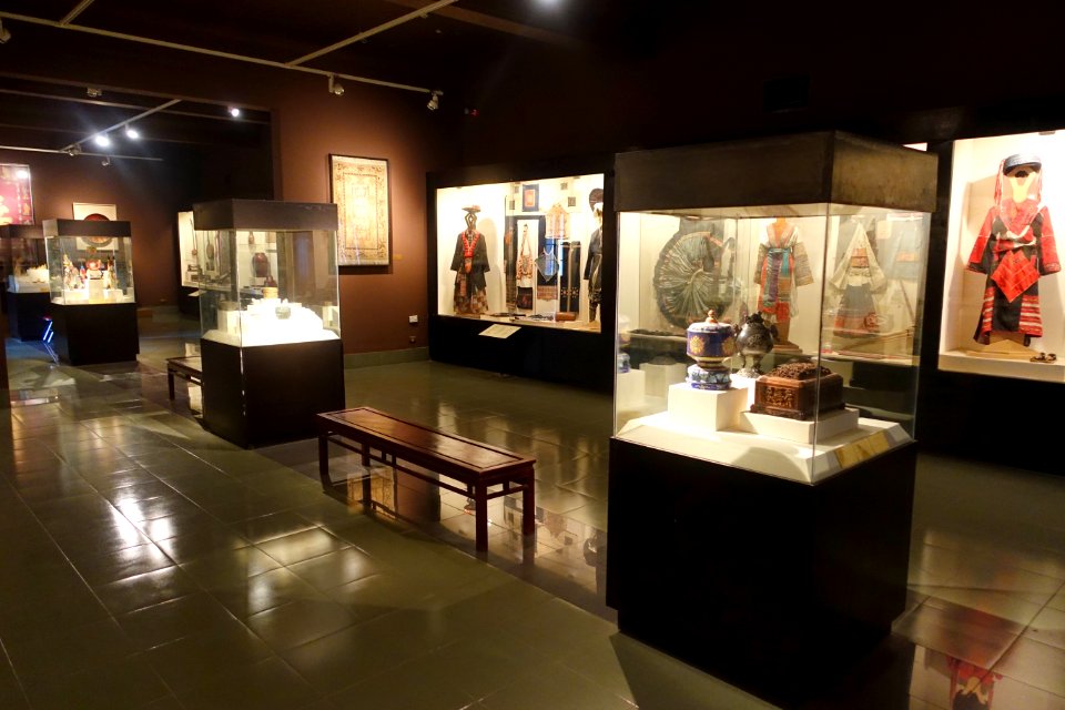 Clothing displays - Vietnam National Museum of Fine Arts - Hanoi, Vietnam - DSC05151