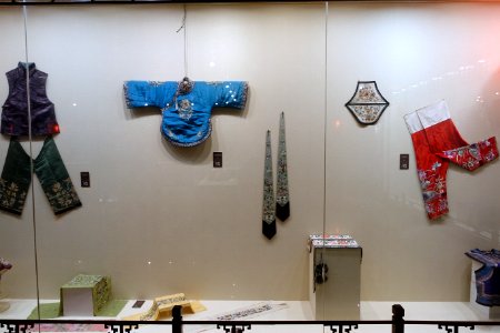 Clothing exhibit - Sichuan University Museum - Chengdu, China - DSC06267