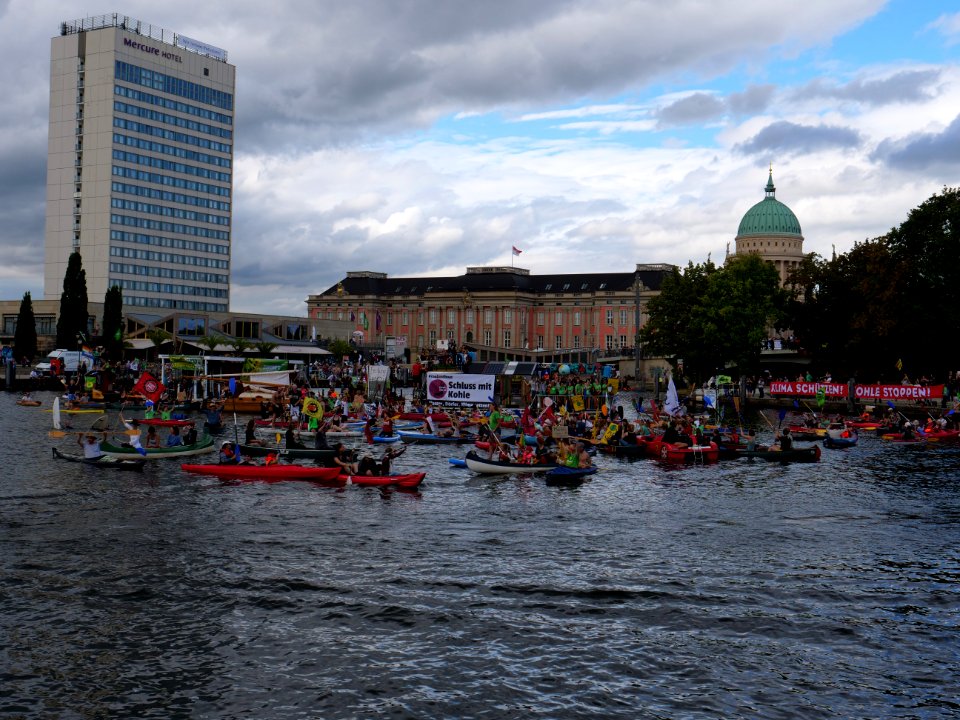Coal and Boat demonstration 2019 173