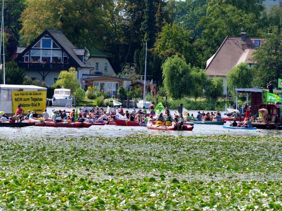 Coal and Boat demonstration 2019 99