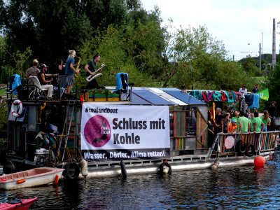 Coal and Boat demonstration 2019 231