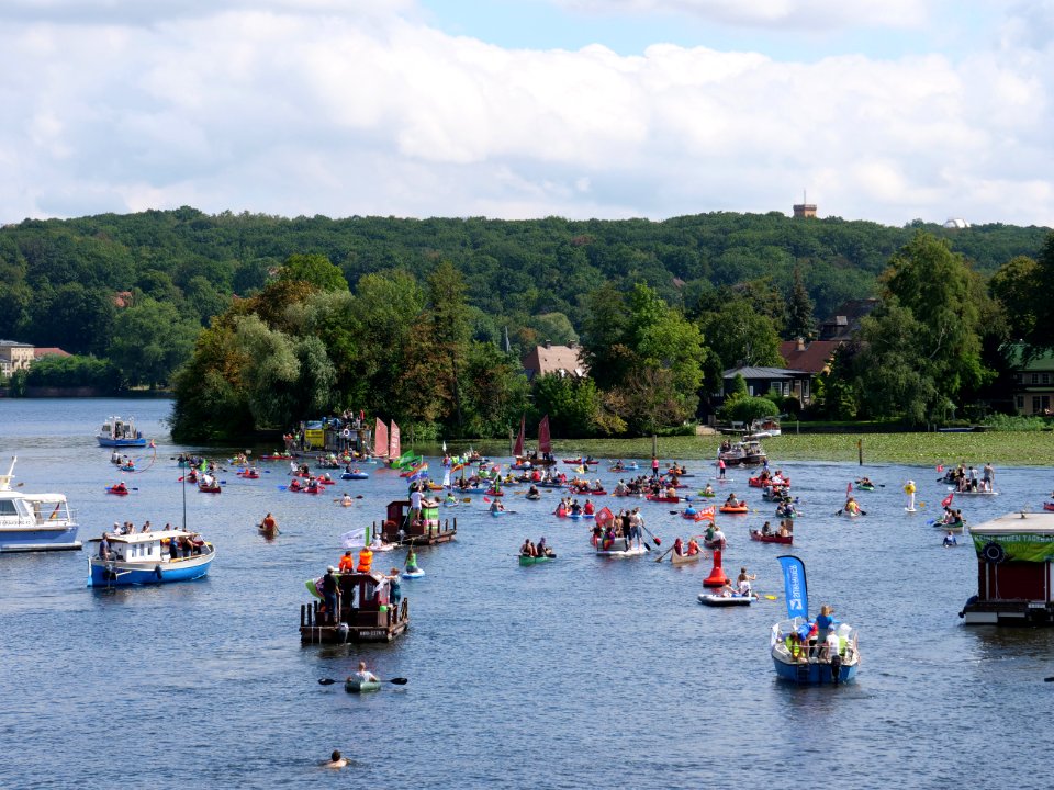 Coal and Boat demonstration 2019 64