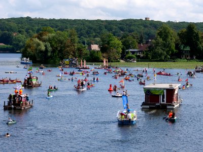 Coal and Boat demonstration 2019 60