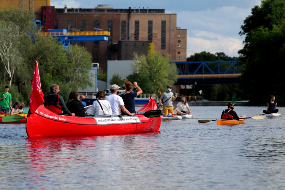 Coal and Boat demonstration 2020-08-29 249