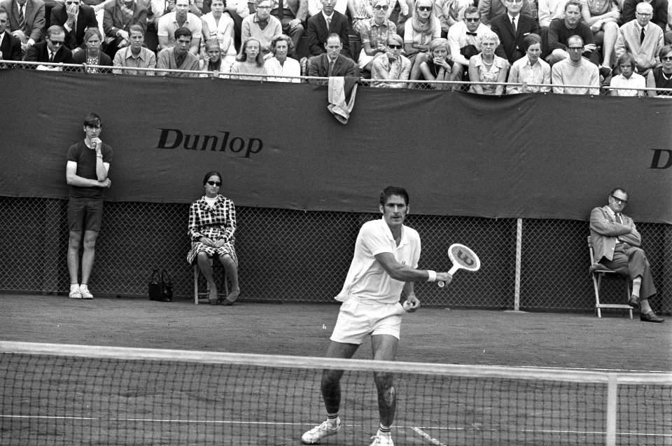 Cliff Drysdale in actie, Bestanddeelnr 922-6015