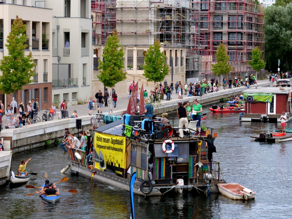 Coal and Boat demonstration 2019 207