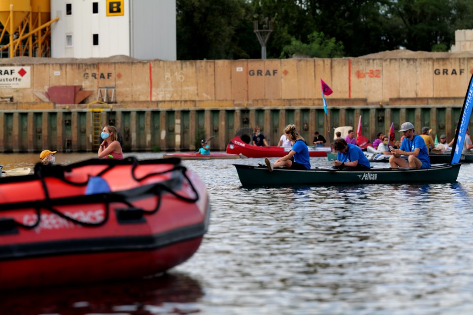 Coal and Boat demonstration 2020-08-29 262