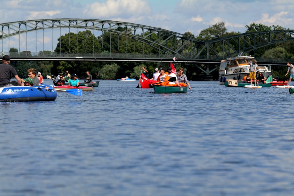 Coal and Boat demonstration 2020-08-29 97