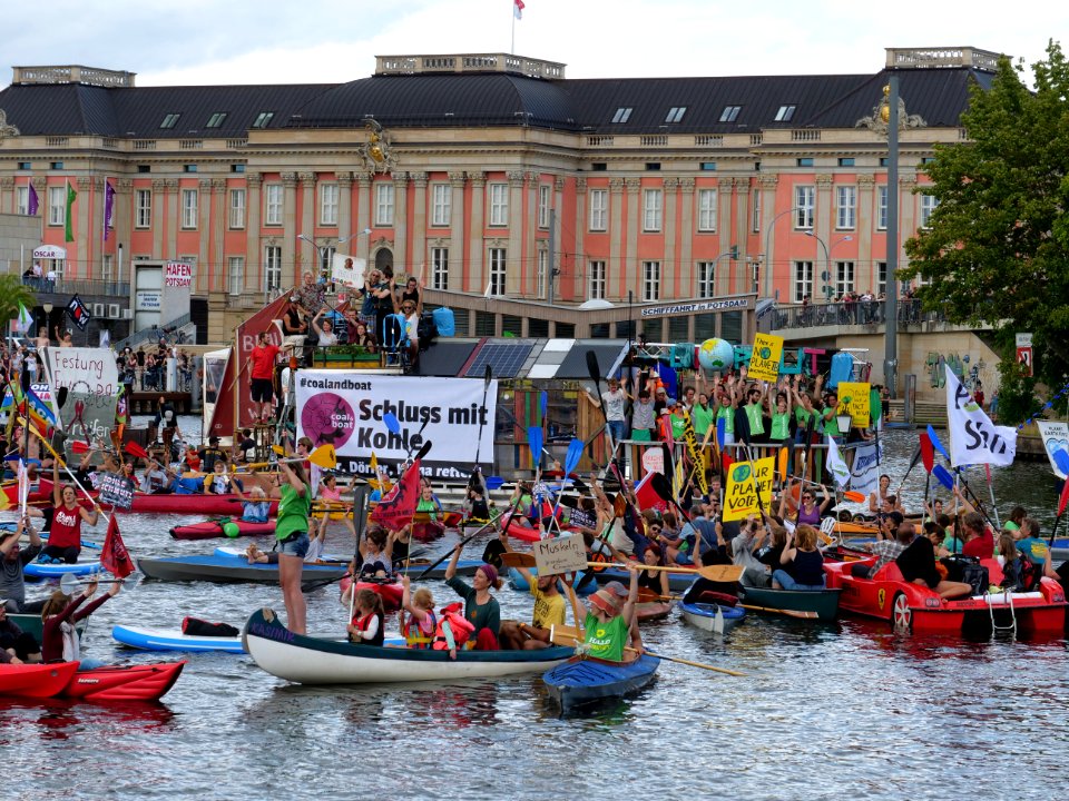 Coal and Boat demonstration 2019 169