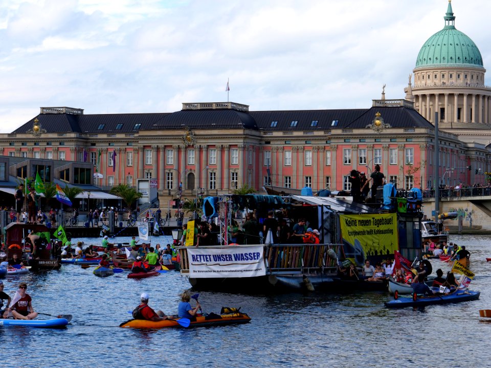 Coal and Boat demonstration 2019 147