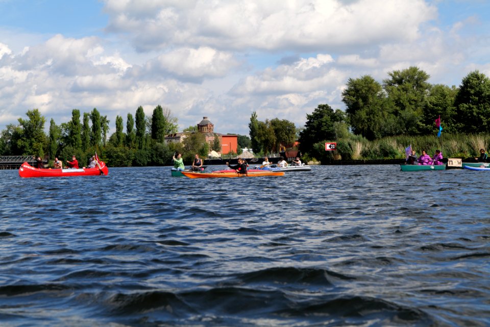 Coal and Boat demonstration 2020-08-29 39