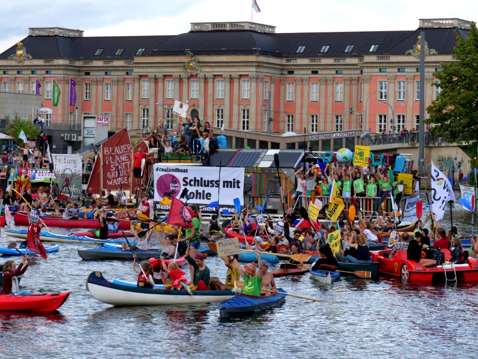 Coal and Boat demonstration 2019 167