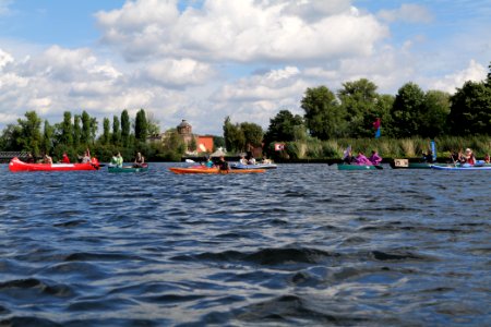 Coal and Boat demonstration 2020-08-29 37