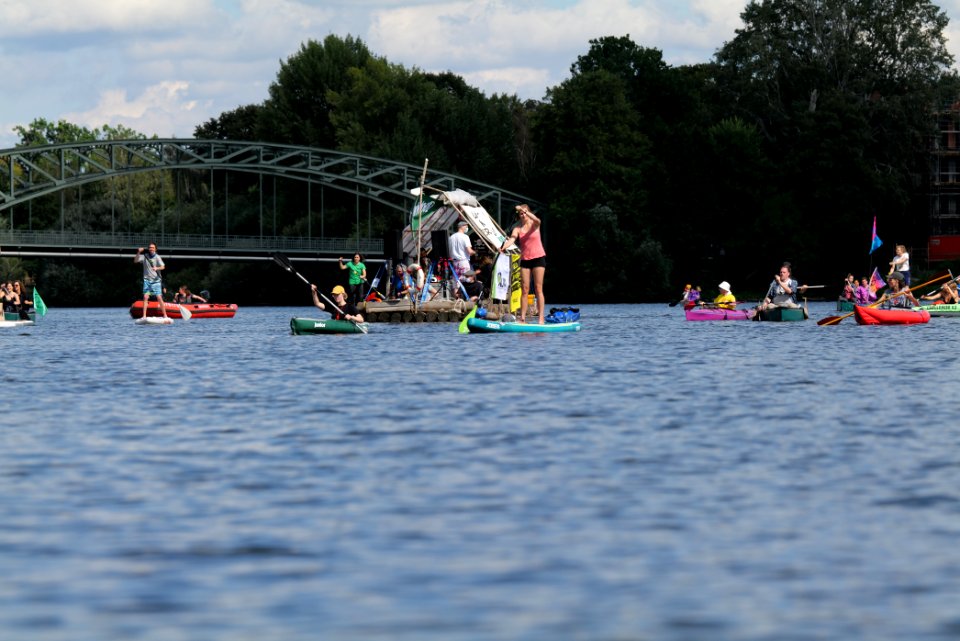Coal and Boat demonstration 2020-08-29 95