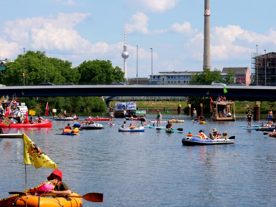 Coal and Boat Demonstration Berlin May 2018 21