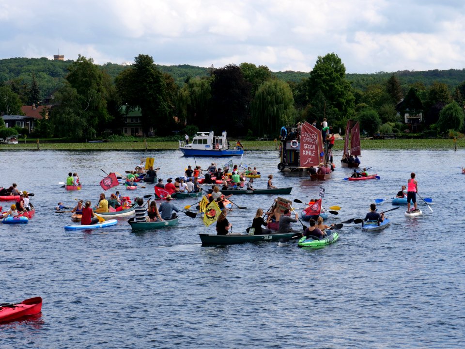 Coal and Boat demonstration 2019 42