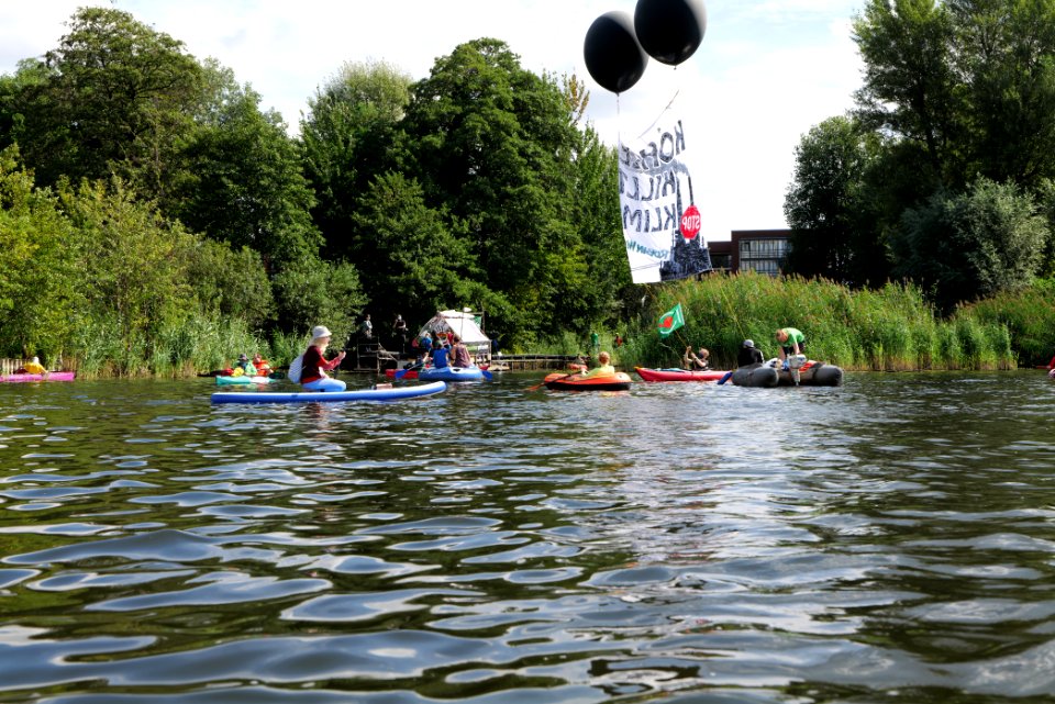 Coal and Boat demonstration 2020-08-29 33