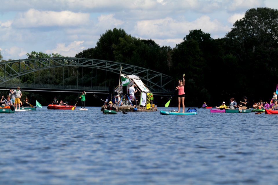 Coal and Boat demonstration 2020-08-29 93