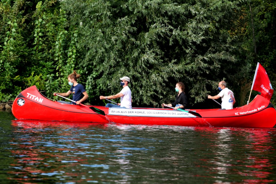 Coal and Boat demonstration 2020-08-29 277