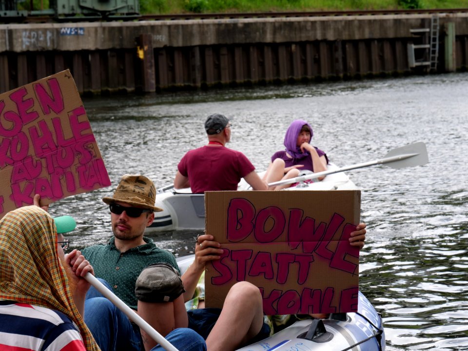 Coal and Boat Demonstration Berlin May 2018 13