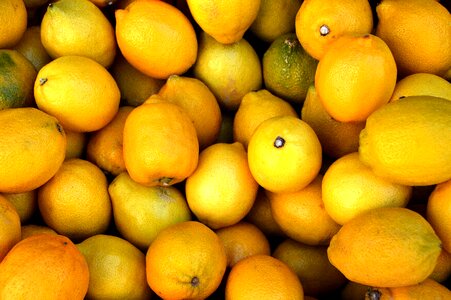 Market purchasing healthy