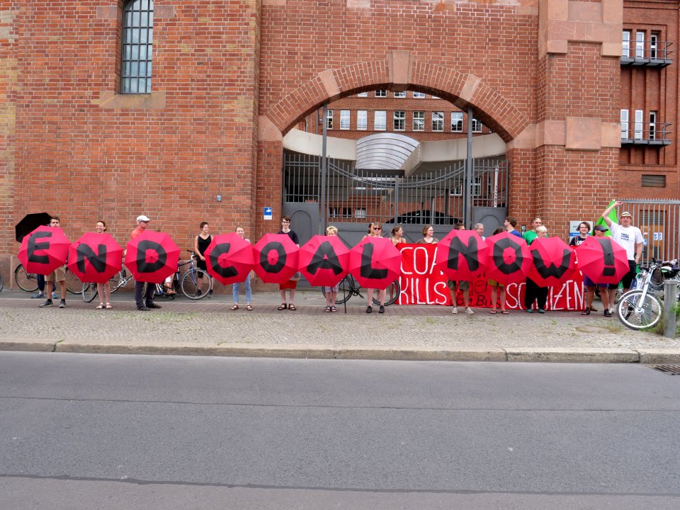 Coal and Boat Demonstration Berlin May 2018 07