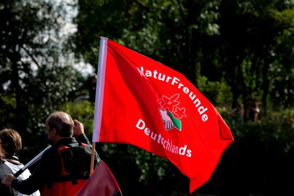 Coal and Boat demonstration 2020-08-29 251