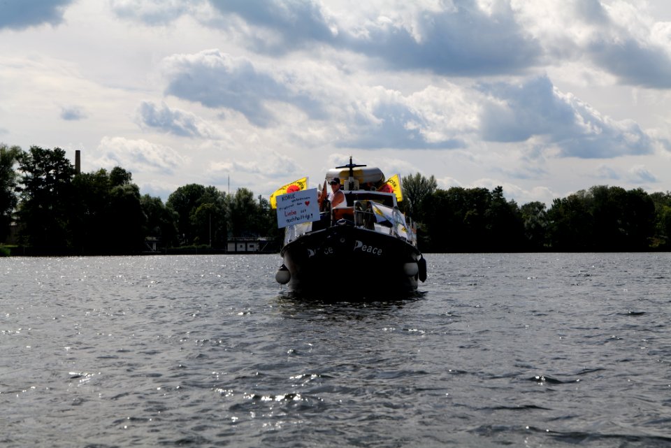 Coal and Boat demonstration 2020-08-29 41