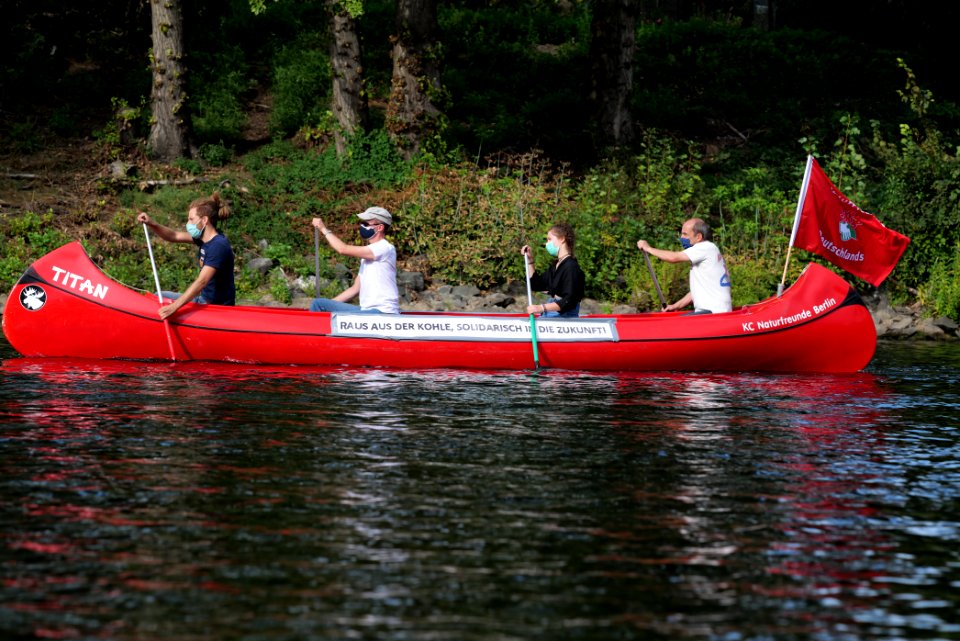 Coal and Boat demonstration 2020-08-29 276