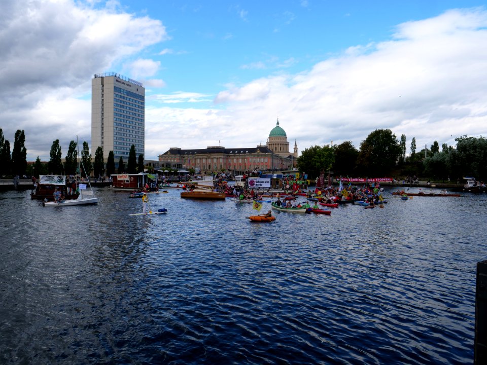 Coal and Boat demonstration 2019 152