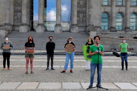 Coal law climate movement press conference at Platz der Republik 2020-07-03 11