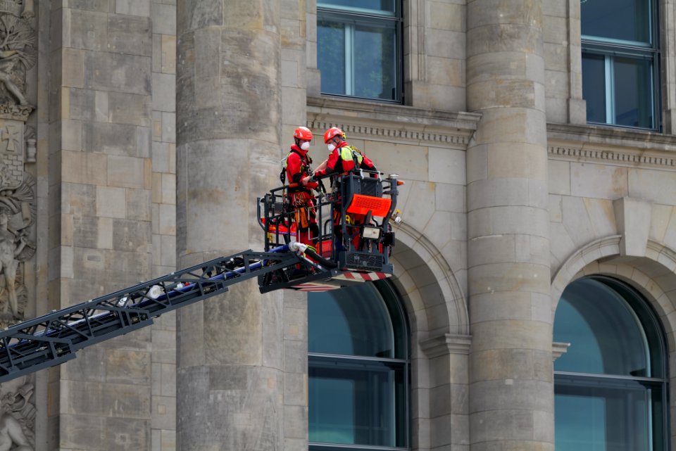 Coal law protest Greenpeace banner Reichstag Berlin 2020-07-03 81