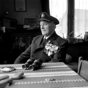 Coen Bot mensenredder NZHR 23 februari 75 jaar, Bestanddeelnr 908-3402