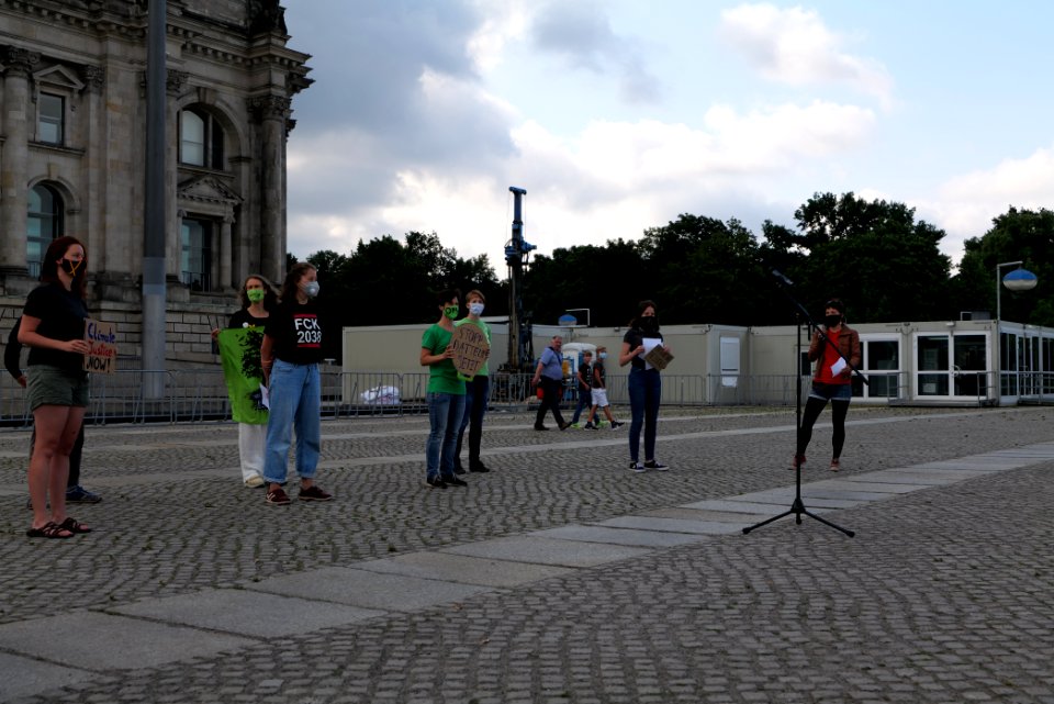 Coal law climate movement press conference at Platz der Republik 2020-07-03 03