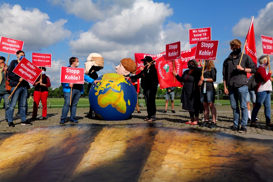 Coal law protest at Platz der Republik 2020-07-03 Campact 13