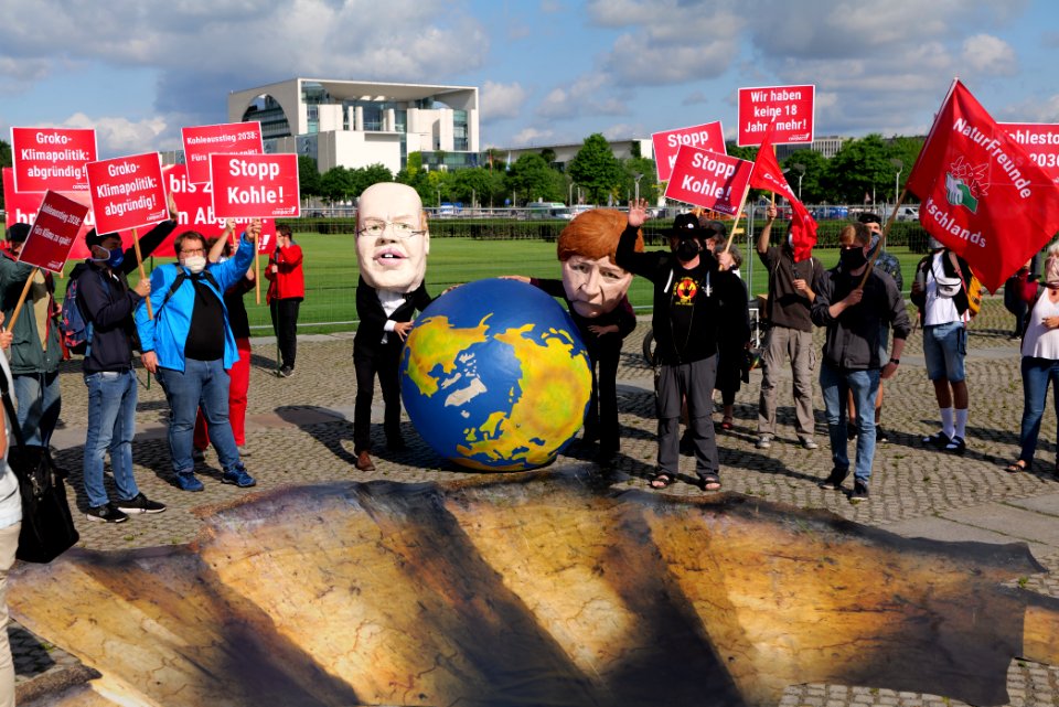 Coal law protest at Platz der Republik 2020-07-03 Campact 07