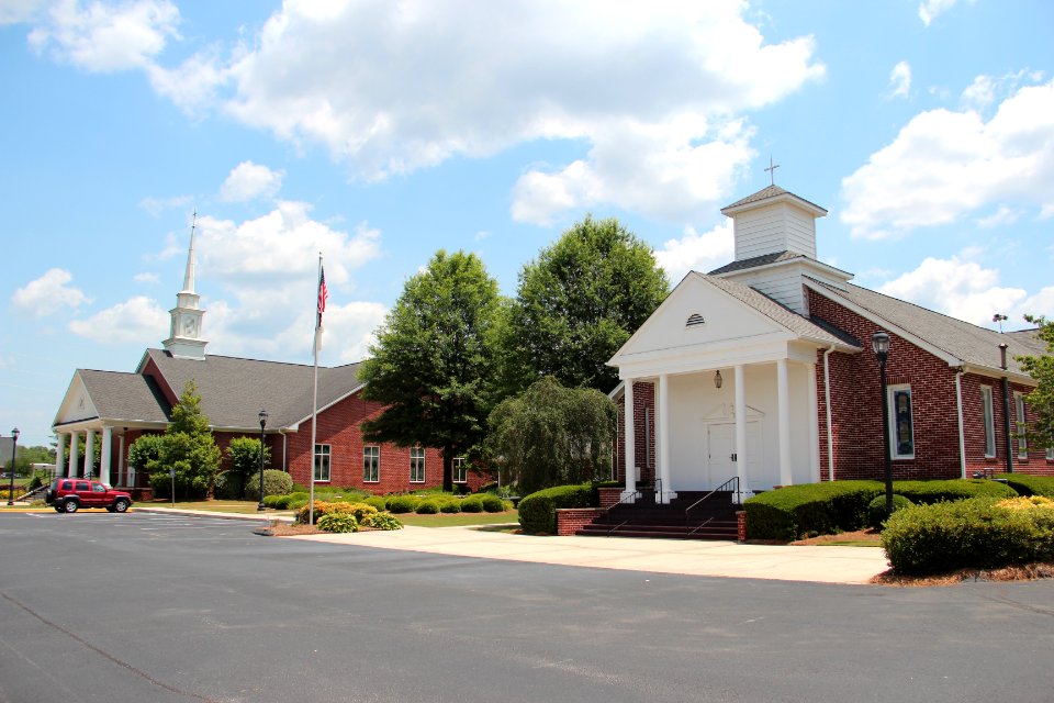 Coal Mountain Baptist Church, Forsyth County, GA June 2019