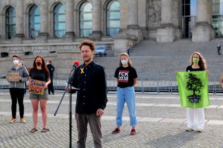 Coal law climate movement press conference at Platz der Republik 2020-07-03 19