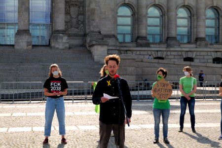 Coal law climate movement press conference at Platz der Republik 2020-07-03 21