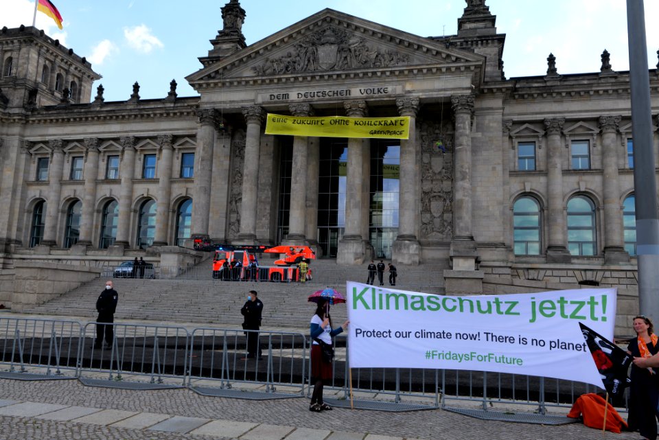 Coal law protest at Platz der Republik 2020-07-03 23