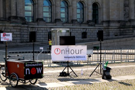 Coal law Bundestag debate public viewing at Platz der Republik 2020-07-03 01