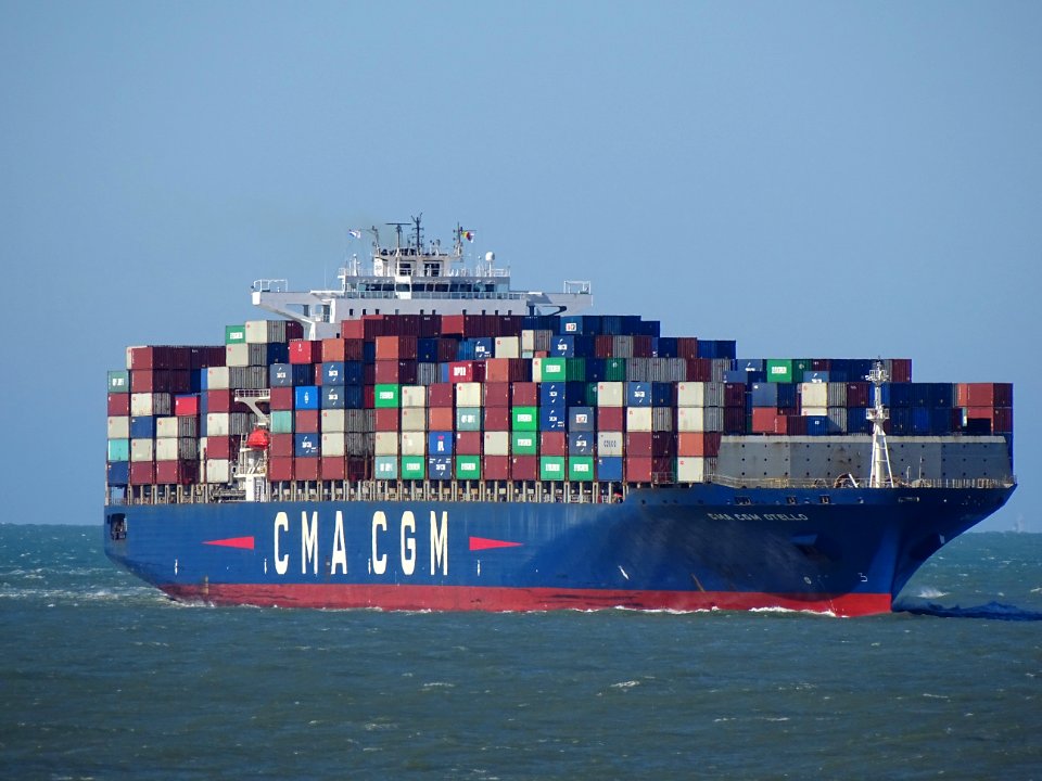CMA CGM Otello (ship, 2005) IMO 9299628, Maasmond, Port of Rotterdam pic2