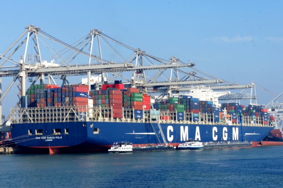 CMA CGM Marco Polo IMO 9454436, Amazonehaven, Port of Rotterdam, pic2