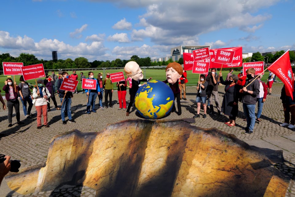 Coal law protest at Platz der Republik 2020-07-03 Campact 17